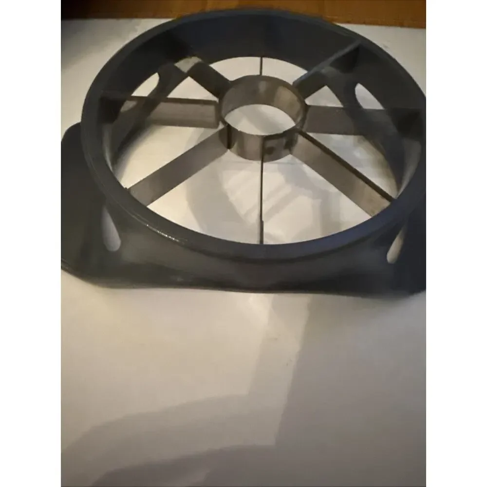 8-Wedge Stainless Steel Apple Slicer and Corer, Black